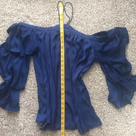 Gianni Bini Off Shoulder Blouse 👚 - Picture 5 of 5